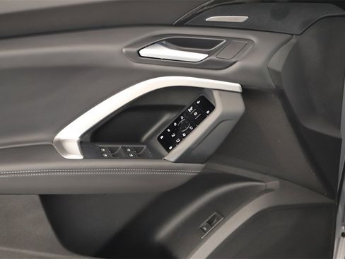 New 2025 Audi Q5 Premium Plus image 22