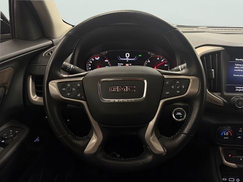 Used 2022 GMC Terrain Denali w/ Denali Premium Package AWD/4WD image 17