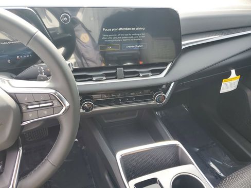 New 2026 Chevrolet Equinox LT w/ Safety and Technology Package image 22