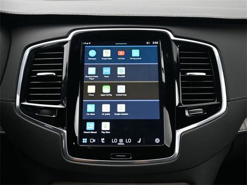 Used 2024 Volvo XC90 T8 Ultimate image 20