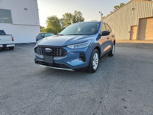 Used 2023 Ford Escape FWD image 9