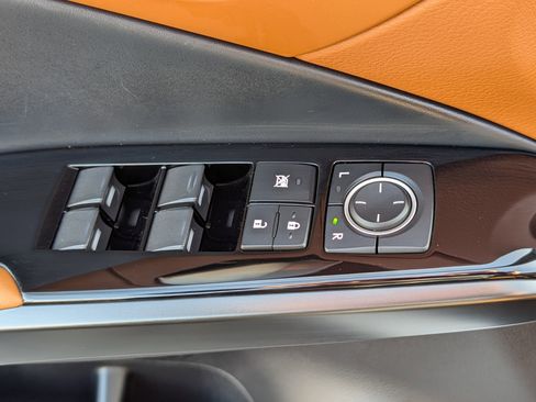 Certified 2024 Lexus IS 350 F Sport image 20