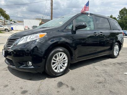 Used 2017 Toyota Sienna XLE w/ XLE Navigation Package