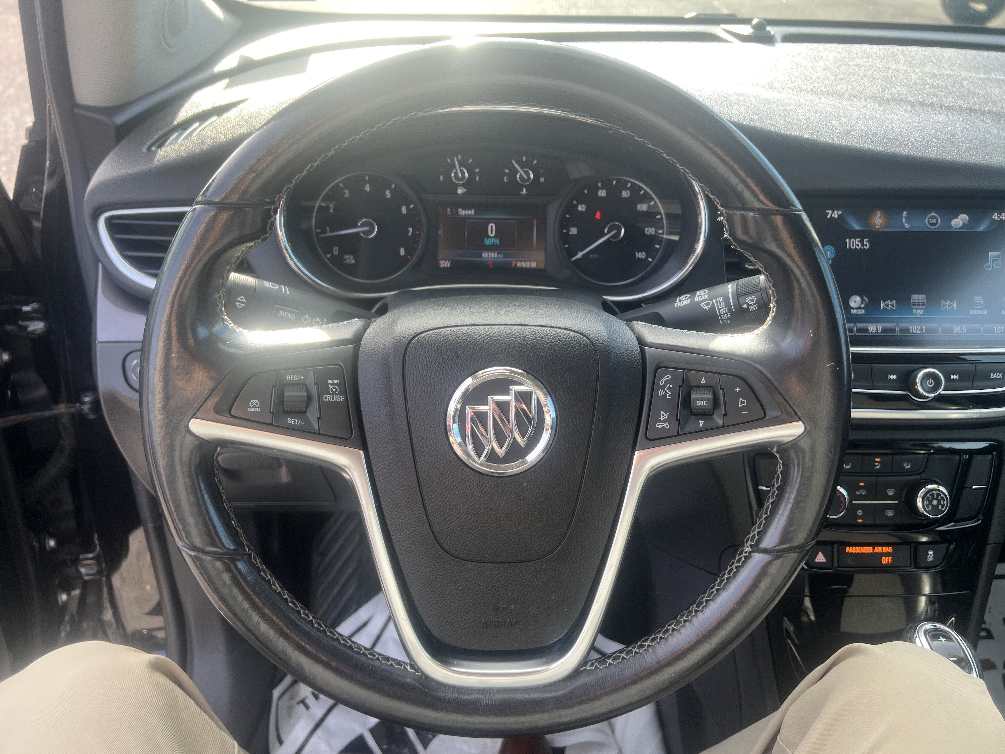Used 2019 Buick Encore Sport Touring AWD/4WD image 17