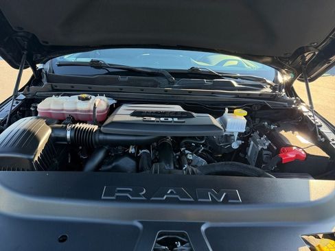 Used 2020 RAM 1500 Big Horn AWD/4WD image 29