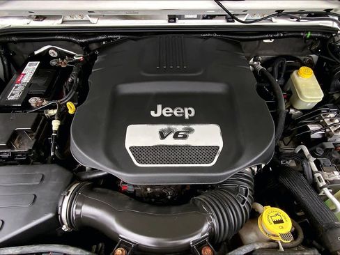 Used 2014 Jeep Wrangler Sport w/ Quick Order Package 23S image 26