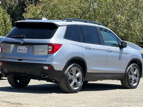 Used 2019 Honda Passport Touring image 4