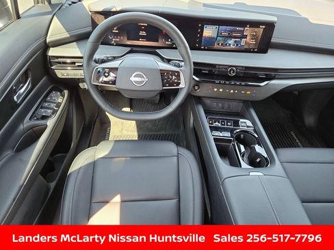 Used 2025 Nissan Murano SV AWD/4WD image 15