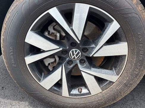 Used 2023 Volkswagen Atlas Cross Sport SE AWD/4WD image 14