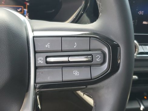 Used 2023 Chevrolet Colorado LT w/ LT Convenience Package RWD image 23