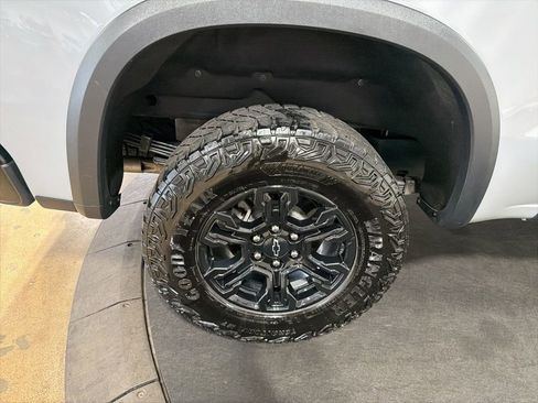 Certified 2024 Chevrolet Silverado 1500 ZR2 w/ Technology Package image 38