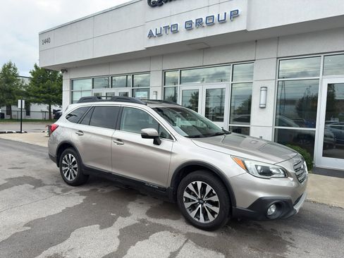 Used 2015 Subaru Outback 2.5i Limited AWD/4WD image 1