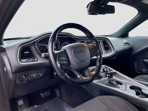 Used 2020 Dodge Challenger SXT w/ Blacktop Package AWD/4WD image 9