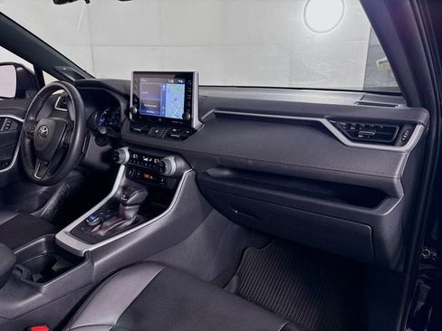 Used 2021 Toyota RAV4 XSE w/ Premium Package image 30