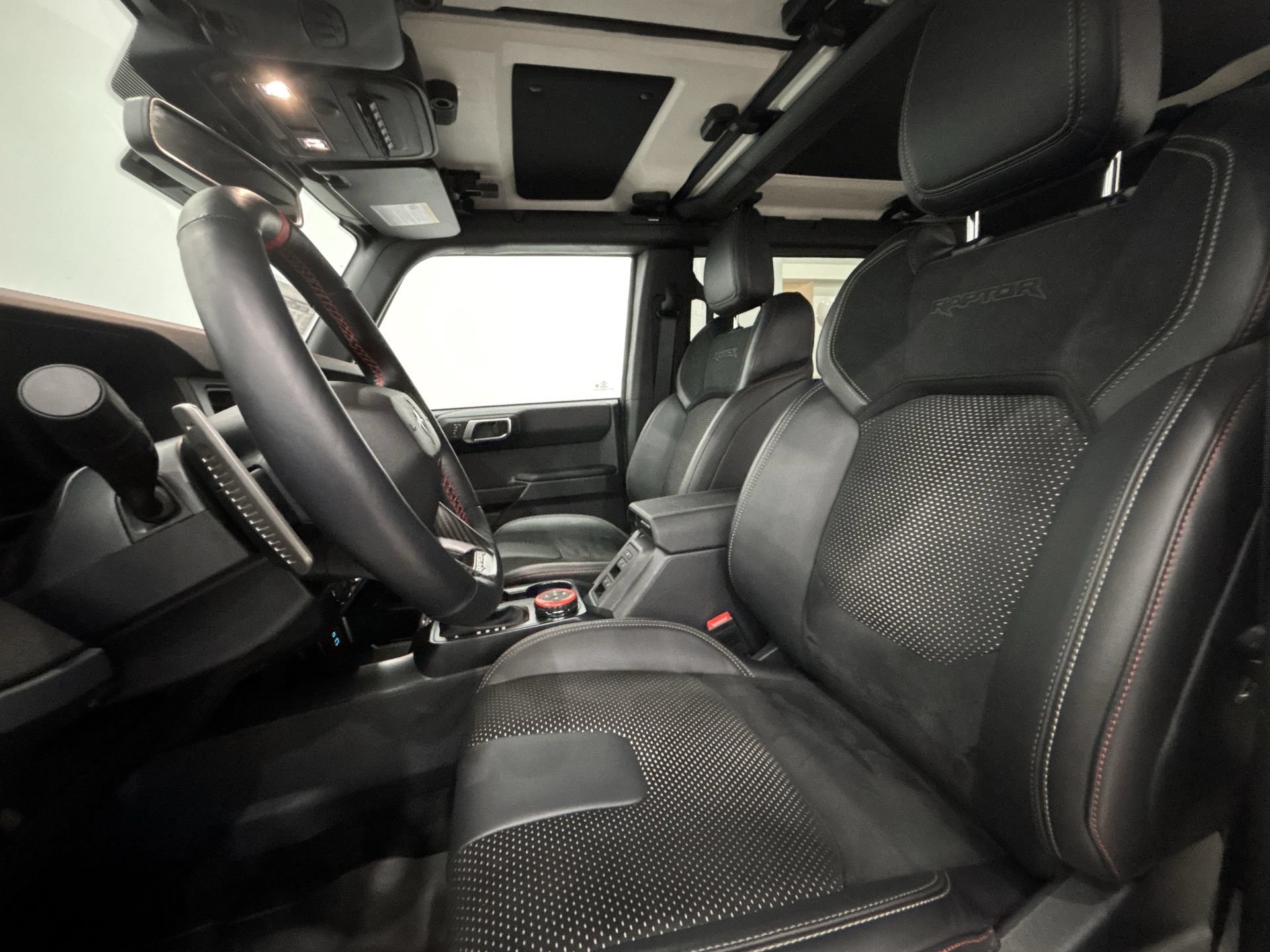 New 2025 Ford Bronco Raptor w/ Interior Carbon Fiber Pack AWD/4WD image 13