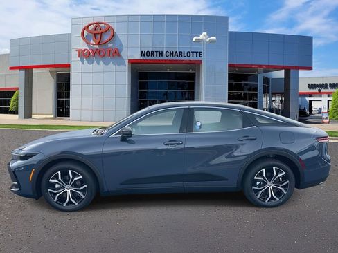 New 2026 Toyota Crown XLE image 6