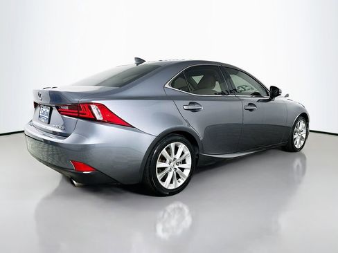 Used 2016 Lexus IS 300 AWD image 8