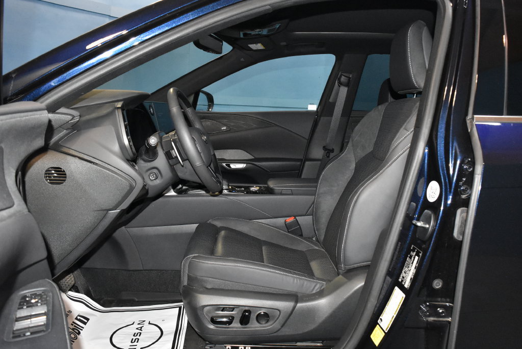 Used 2023 Lexus RX 350 AWD w/ Cold Area Package image 6