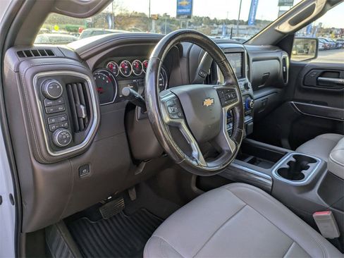 Used 2019 Chevrolet Silverado 1500 LTZ w/ LTZ Convenience Package image 16