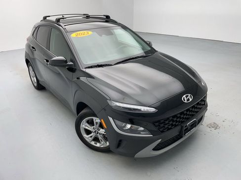 Used 2023 Hyundai Kona SEL image 2