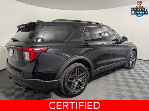 Certified 2025 Ford Explorer ST AWD/4WD image 2