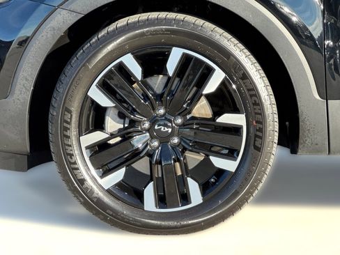 Used 2023 Kia Telluride SX Prestige image 11