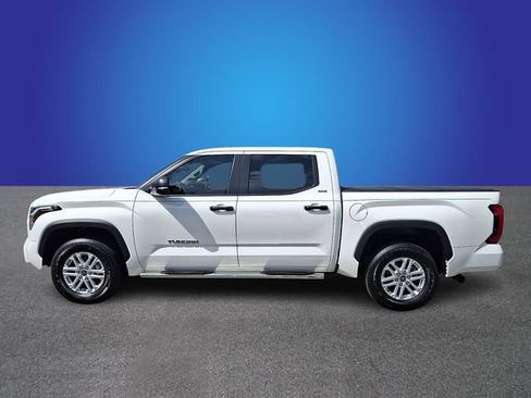 Used 2024 Toyota Tundra SR5 w/ SR5 Convenience Package AWD/4WD image 7