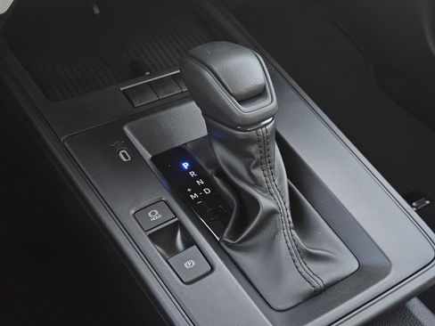 New 2026 Toyota Corolla Cross L image 19