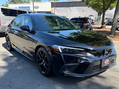 Used 2024 Honda Civic Sport image 4