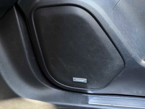 Used 2022 GMC Acadia AT4 w/ Preferred Package image 30