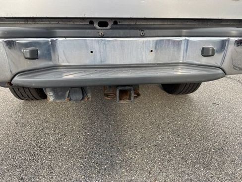 Used 2019 Nissan Frontier SV AWD/4WD image 11