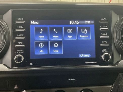 Used 2020 Toyota Tacoma SR AWD/4WD image 14