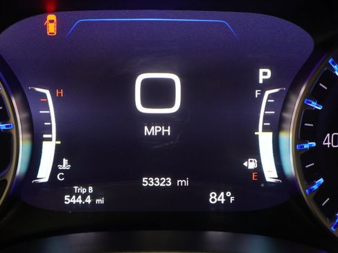 Used 2024 Chrysler Pacifica Touring-L FWD image 43