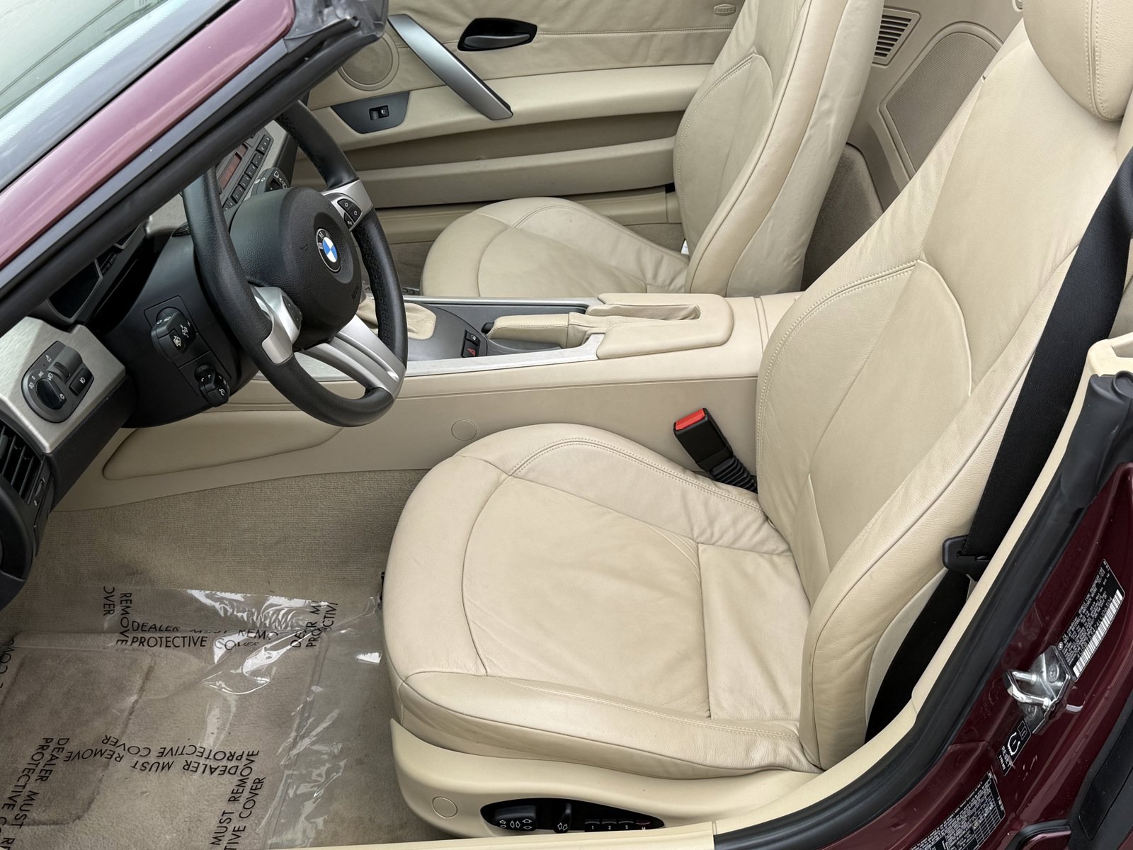 Used 2004 BMW Z4 3.0i RWD image 25