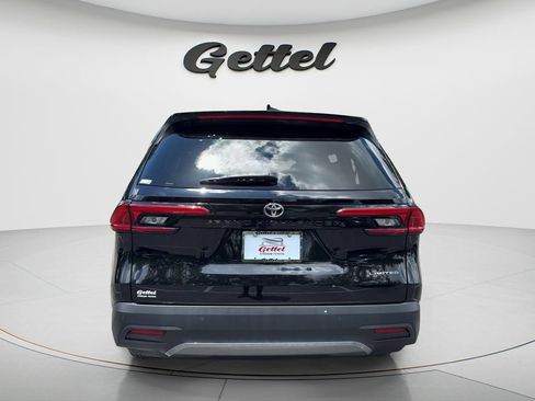 Used 2024 Toyota Grand Highlander FWD image 6