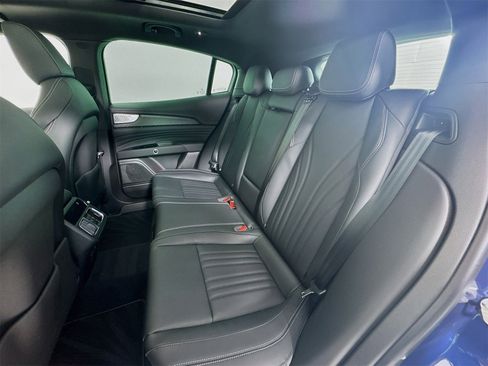 New 2025 Maserati Grecale Modena image 25