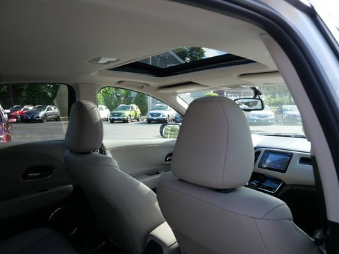 Used 2016 Honda HR-V EX-L image 24