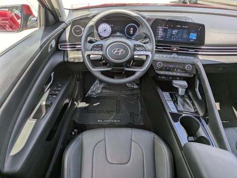 Certified 2023 Hyundai Elantra Limited w/ Cargo Package FWD image 14