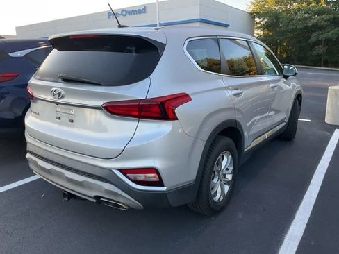 Used 2019 Hyundai Santa Fe SE FWD image 6