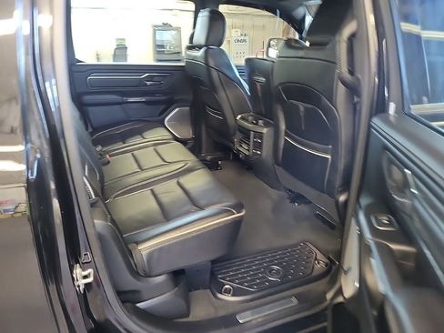 Used 2019 RAM 1500 Limited AWD/4WD image 14