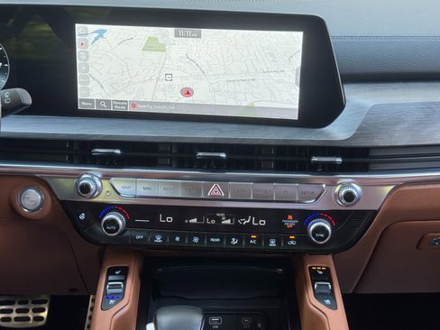 Used 2023 Kia Telluride SX X-Line image 24