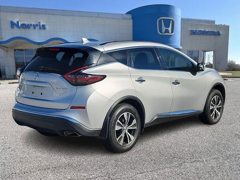 Used 2019 Nissan Murano SV w/ Cargo Package image 4