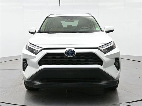 Used 2023 Toyota RAV4 XLE Premium image 2