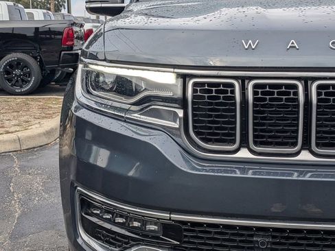 Certified 2024 Jeep Wagoneer Series II image 10