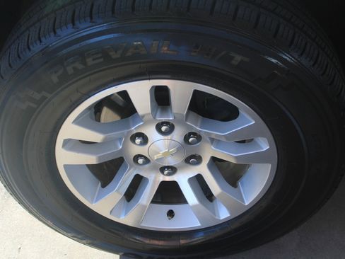 Used 2017 Chevrolet Silverado 1500 LT w/ Texas Edition image 23