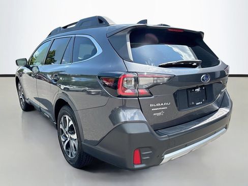 Used 2022 Subaru Outback Limited AWD/4WD image 5
