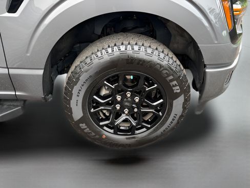 Used 2024 Ford F150 XLT w/ Equipment Group 302A MID AWD/4WD image 33