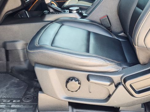 Used 2021 Ford Bronco Badlands image 26