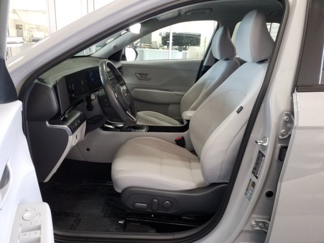 Used 2024 Hyundai Kona SEL AWD/4WD image 12