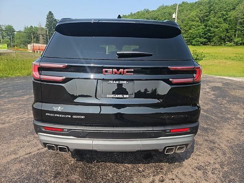 Used 2025 GMC Acadia Elevation image 4
